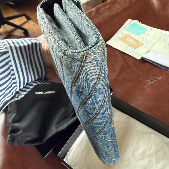 Yves Saint Laurent Blue Denim Wallet on Chain - Picture 4 of 10